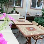 Aparthotel Dom