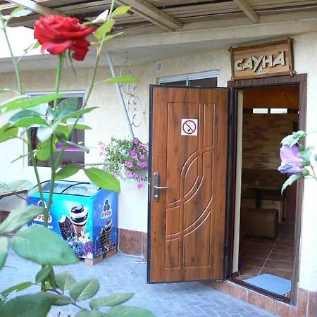 Ξενοδοχείο με διαμερίσματα Dom Οδησσός